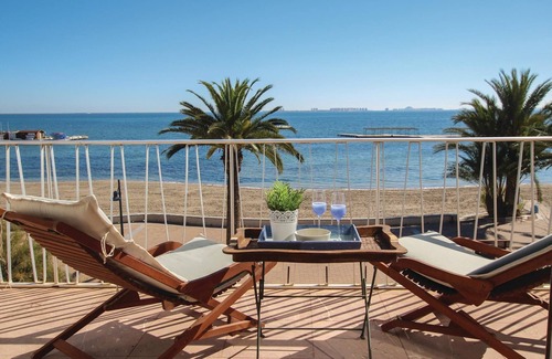 Santiago de la Ribera Apartment | Spacious, cosy and bright holiday apartment on the 1st floor of a chalet in Santiago de la Ribera.