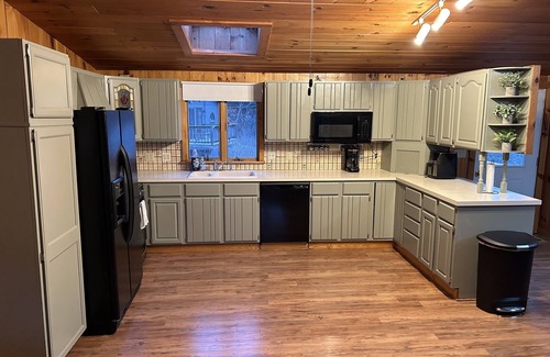 Bath House | Spacious, family and pet friendly getaway in the White Mountains.