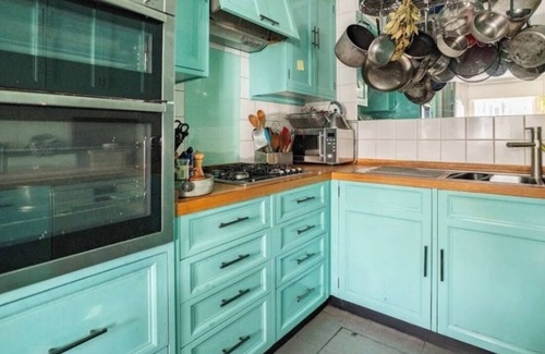 Clapham House | Spacious Family-Friendly 3BR 2BA London House +King Bed, 1-3min Walk to Tube+Bus