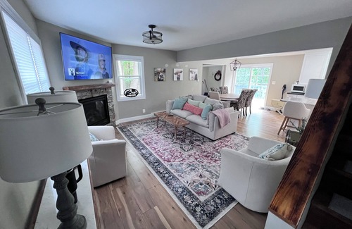 Averill Park House | Spacious Family Getaway close to Jiminy Peak