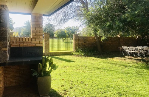 Stellenbosch Villa | Spacious family house with outside entertainment area & garden, child friendly.