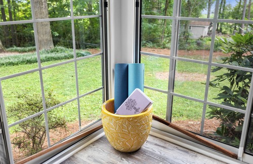 Asheboro House | Spacious Family Retreat - Game Room - Sunroom - 10 minutes to NC Zoo