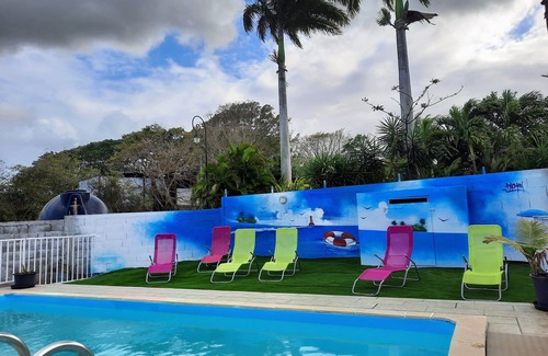 Sainte-Rose House | Spacious family villa with pool, close to the beach