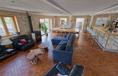 Le Grand Valtin Cottage | Spacious family chalet with spa, sauna and games room