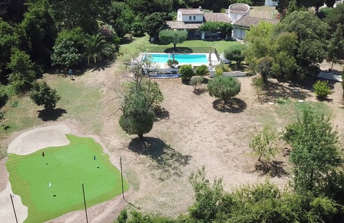 Roquebrune-sur-Argens House | Spacious villa for 12 pers. Heated swimming pool 12x6m - bowling, hut and golf