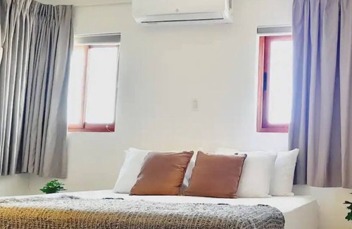 Grote Berg House | Spacious Full Equip Villa W/ocean View 2 Bedrooms