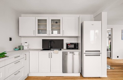 Bergen City Centre Apartment | Spacious Gem In Old Town I NEW 2025 I 3 Bed 2 Bath