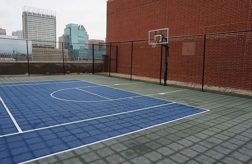 Downtown Baltimore Hotel | Spacious Good-Value Accommodation! Near Penn Station, Pet-Friendly, w/Pool