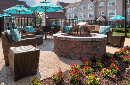 Bethlehem Hotel | Spacious Good-Value Accommodation! Outdoor Fireplace, Pets Allowed