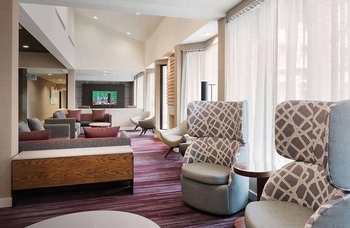 Whippany Hotel | Spacious Good-Value Accommodation! Short Drive to Morristown Green, Pet-Friendly