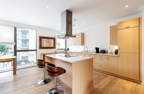 Greenwich West Apartment | Spacious Greenwich Flat with Balcony