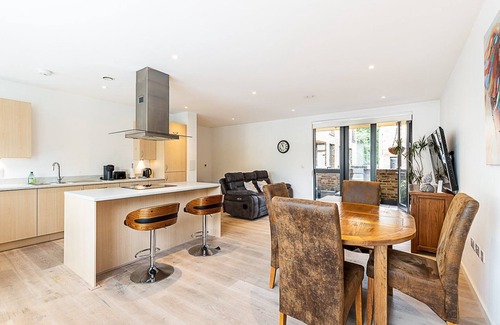 Greenwich West Apartment | Spacious Greenwich Flat with Balcony