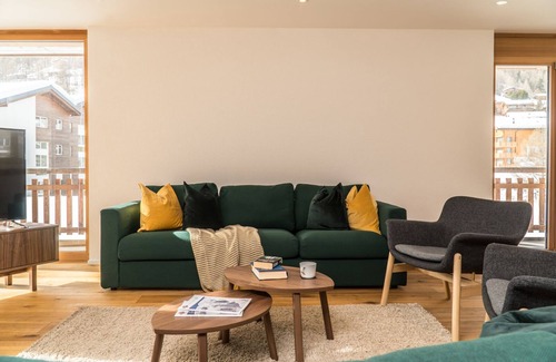 Saas-Fee Apartment | Spacious Ground Floor 4 Bedroom, 3 Bathroom Apartment with Large Garden