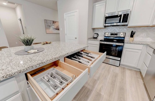 Bell County House | Spacious Haven for Workers in South Temple