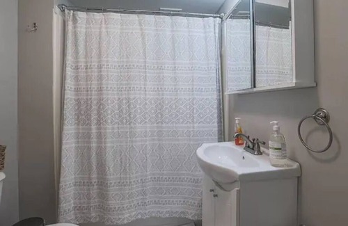 Batavia Apartment | Spacious & Historic Boho Oasis