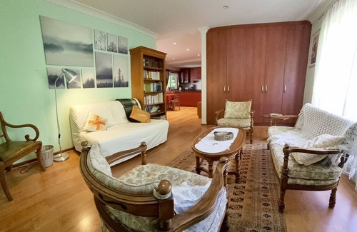 Hahndorf Apartment | Spacious Holiday Hideaway Flat