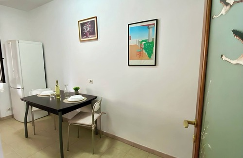 Oristano Apartment | Spacious Holiday Home in the Historic Centre of Oristano for Families