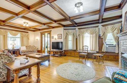 Salamanca House | Spacious Home 2 Mi to Seneca Allegany Casino!