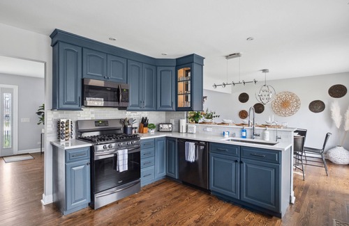 Oakbrook Terrace House | Spacious Home Chicago Suburbs