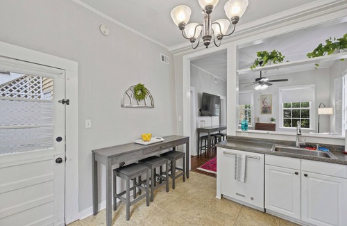 Washington Square House | Spacious Home in Downtown; Mardi Gras; Sleeps 8