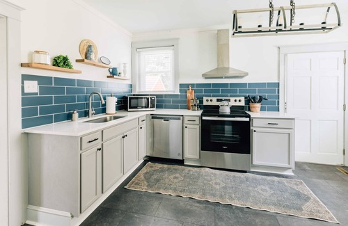 Paradise House | Spacious Home in ♥ of Lancaster Amish Country