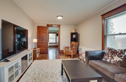 Bessemer House | Spacious Home in Ramsay 9 Smart TVs and Pool Table!