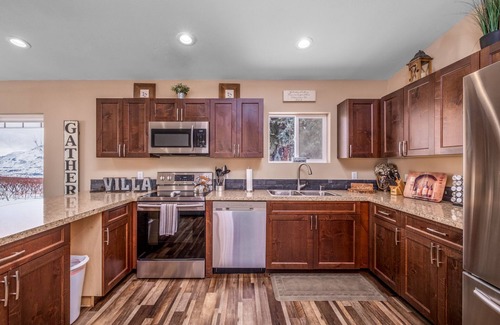 East Wenatchee House | Spacious home on a vineyard near Gorge Amp.,Leavenworth,chelan and Mission Ridge