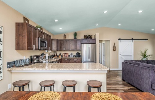 East Wenatchee House | Spacious home on a vineyard near Gorge Amp.,Leavenworth,chelan and Mission Ridge