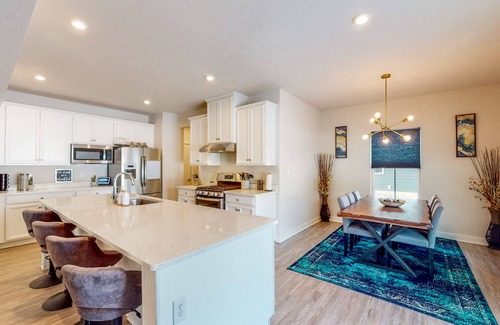 Plainfield House | Spacious home outside Indianapolis with office, full kitchen, patio, W/D & AC