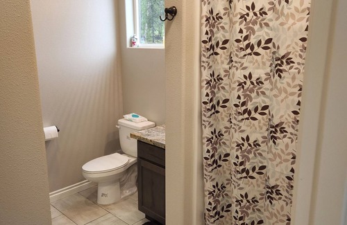 Wasilla Bed & Breakfast | Spacious Home (Ridges Subdivision)