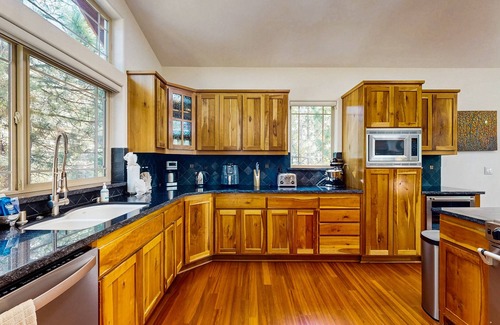 Montgomery Estates House | Spacious home near Lake Tahoe with private hot tub & two decks - near dining