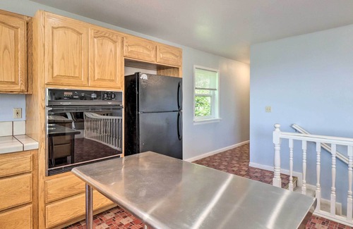 Carson City House | Spacious Home w/ Mtn Views & Starlink WiFi!