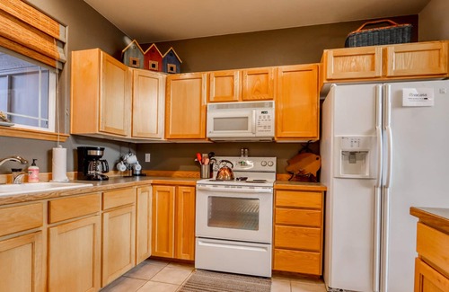 Redmond House | Spacious home w/private deck & gas grill - shared pool and more resort amenities