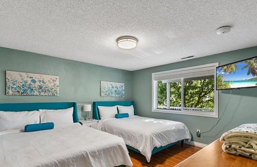 Monitor House | Spacious Home with Gorgeous Views (pet friendly) Wenatchee Valley