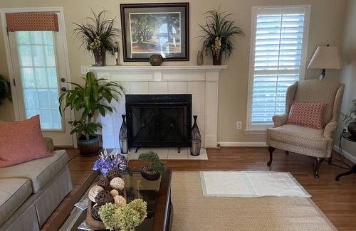 North Augusta House | Spacious home with newly decorated sunroom. Close to I-20