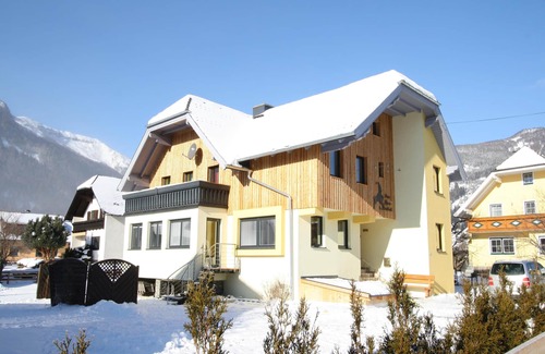 Mauterndorf House | Spacious home with sauna near the ski resort