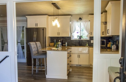 Riverdale House | Spacious Home With Great View