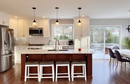 Saanich East House | Spacious home with great access to all Victoria has to offer!