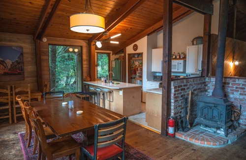 Albion House | Spacious home with private hot tub in Mendocino redwood forest.