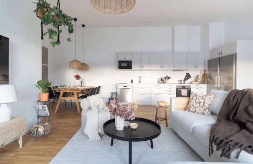 Bastad Condo | Spacious Home with Workspace and Cozy Balcony