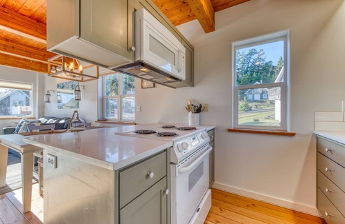 Netarts House | Spacious, Homey Dog-Friendly House with Fireplace and Beach and Ocean Views