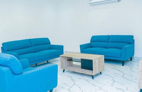 Ngiri-Ngiri Apartment | Spacious hotel suites with AC, WiFi in enchanting Kinshasa
