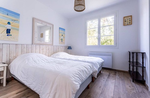 La Couarde-sur-Mer Hotel | Spacious house near the beach for 10 people