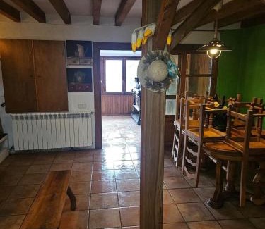 Canejan House | Spacious House in Canejan with Mountain View