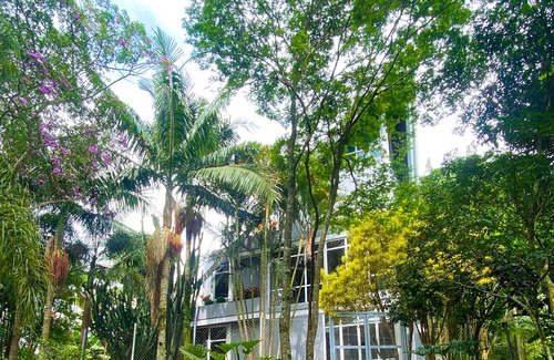 Carapicuiba House | Spacious house in the middle of nature
