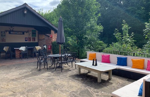 Ambergate House | Spacious house on the edge of the Peak District