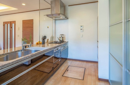 Futo House | Spacious house with garden and log cabin in Izu highlands, 2 hours from Tokyo.