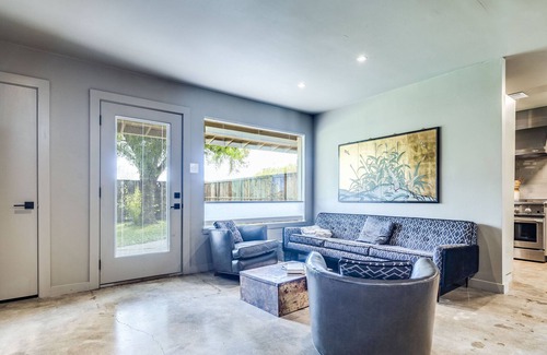 North Austin Civic Association House | Spacious house with gorgeous outdoor seating Near Domain and Q2 Stadium