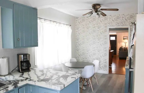 Oswego House | Spacious House with PARKING & Ideal for Long Stays