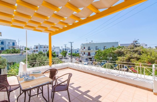 Tinos Town House | Spacious house with terrace combining tradition and modernity near sandy beach